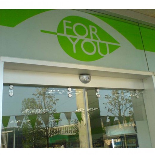 Frameless Glass Fitting | NHN Tyro India